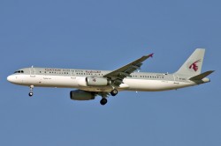 QATAR A321 A7-ADS.jpg