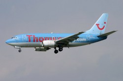 Thomsonfly737-59D(G-THOC).jpg