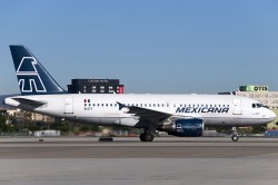 3001979_Mexicana_A319_N62TY.jpg
