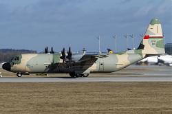 525_OmanAF-RoyalFlight_C-130J-30-Hercules_MG_0417.jpg