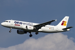 EC-IZR_Iberia_A320_Oneworld_MG_5990.jpg