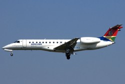 70003270_Airlink_EMB135_ZS-OUV.jpg