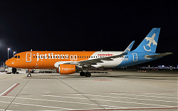 2442_A320_C-GJLQ_Jetlines_1400.jpg