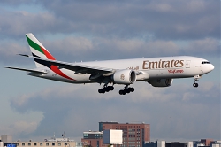 2596_B777F_A6-EFM_Emirates.jpg