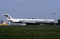 MD88_EC-FIH_Aviaco_CDG_1999_1150.jpg