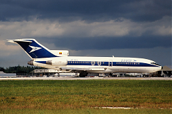 V1_23_B727_HC-BJL_Saeta_1400.jpg